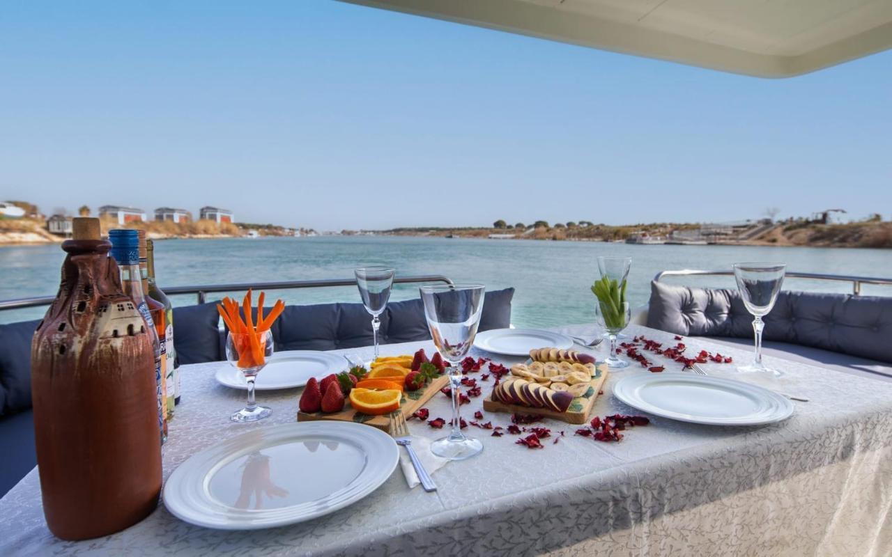 Karci Yacht Charter Tekne *